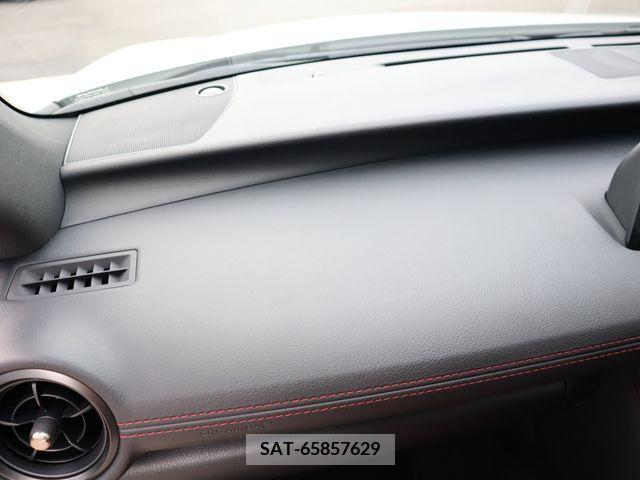 Lexus IS 2023-01 354136-21