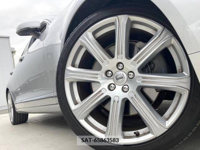 Volvo V90 2017-05 222844-15