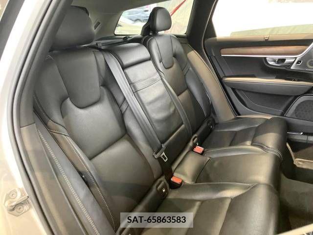 Volvo V90 2017-05 222844-12
