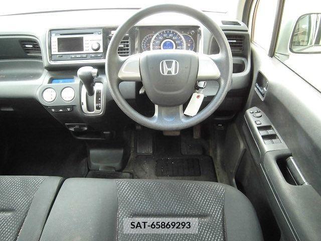 Honda LIFE 2011-10 238891-1