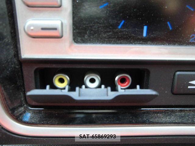 Honda LIFE 2011-10 238891-11