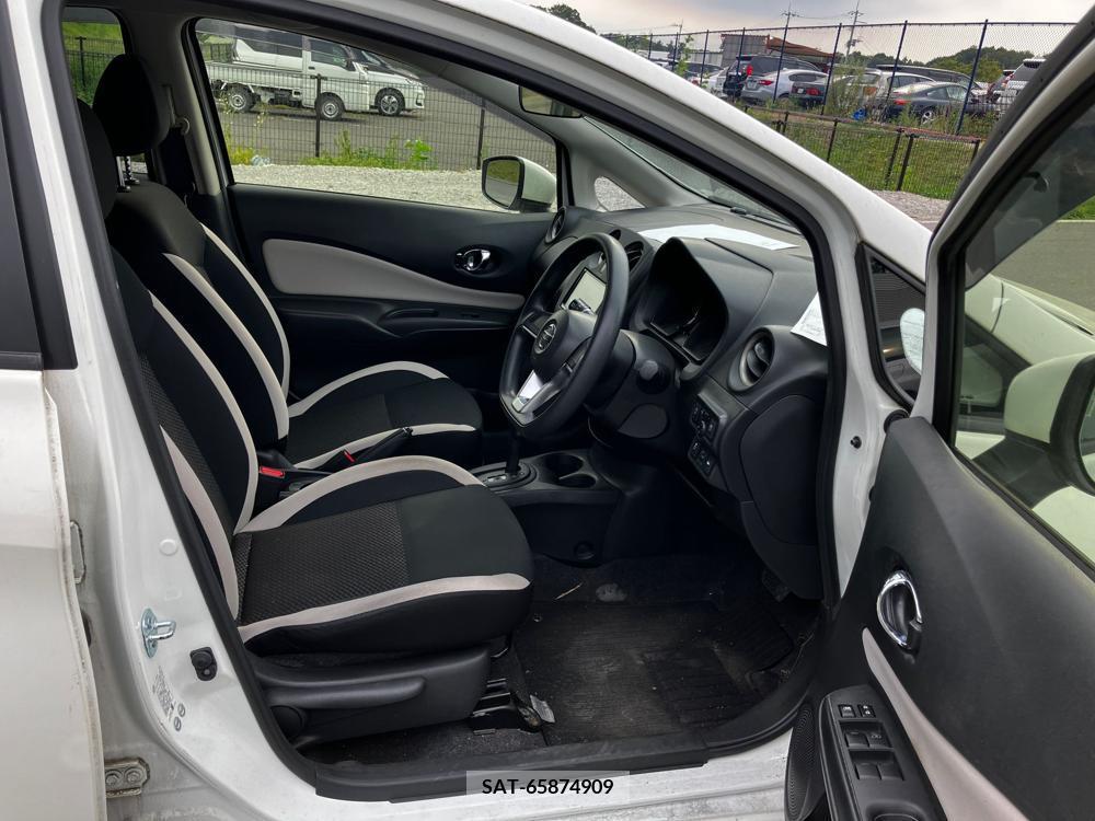 Nissan NOTE 2017-05 355176-16