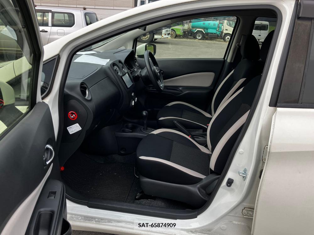 Nissan NOTE 2017-05 355176-17