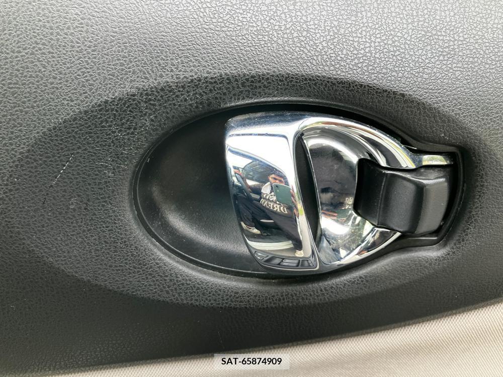 Nissan NOTE 2017-05 355176-35