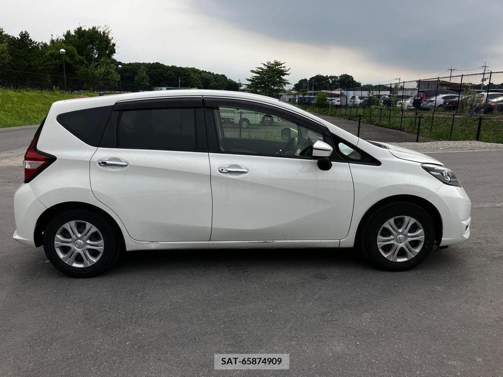 Nissan NOTE 2017-05 355176-5