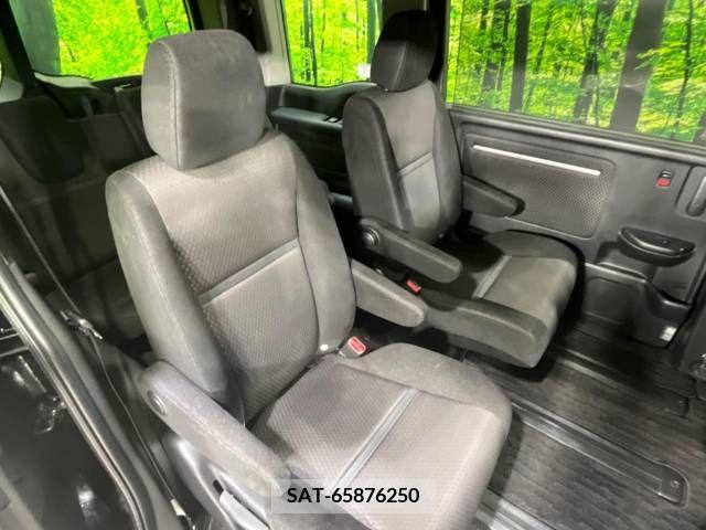 Honda STEP WGN 2018-01 222633-7