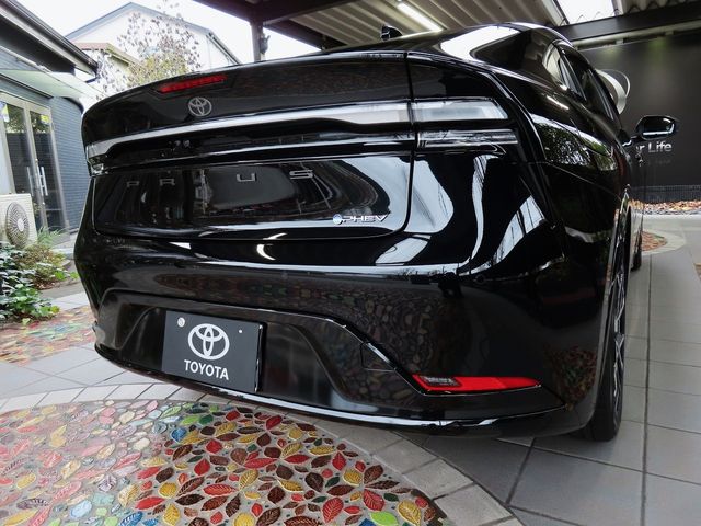 Toyota PRIUS PHV 2023-11 29031-1