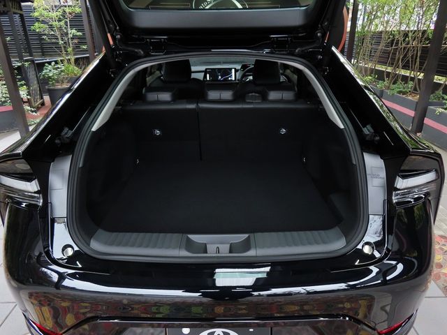 Toyota PRIUS PHV 2023-11 29031-26