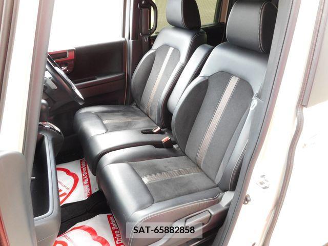Honda N BOX CUSTOM 2017-09 364857-9