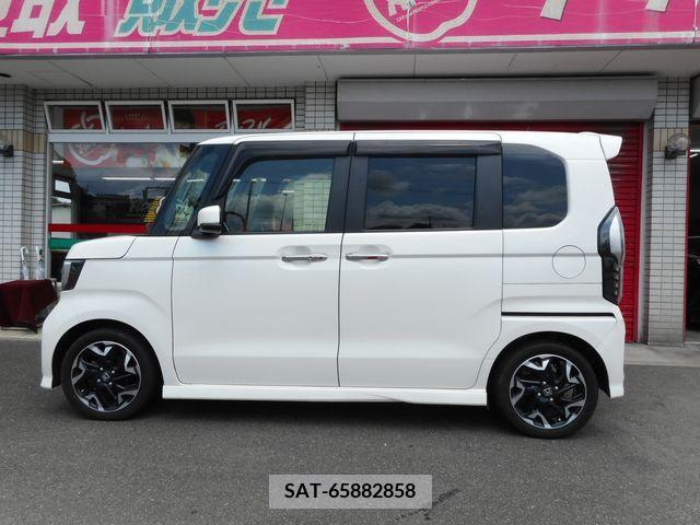 Honda N BOX CUSTOM 2017-09 364857-6