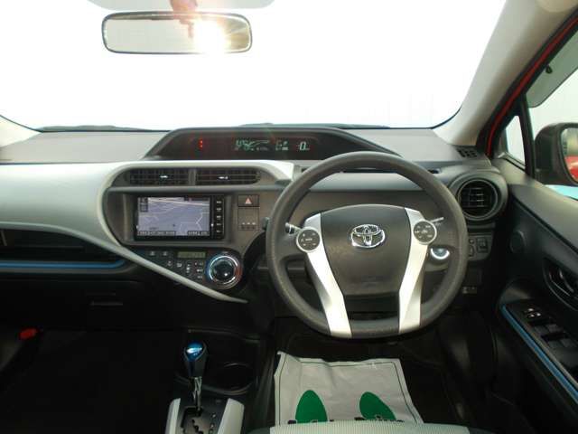 Toyota AQUA 2014-10 23112-3
