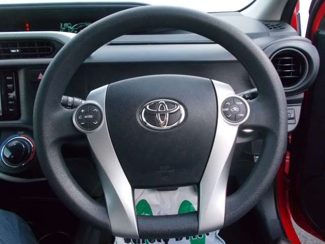 Toyota AQUA 2014-10 23112-8