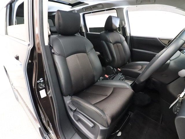 Nissan ELGRAND 2014-12 27382-3