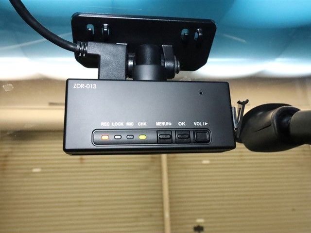 Nissan ELGRAND 2014-12 27382-18