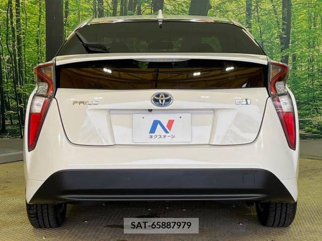 Toyota PRIUS 2016-04 322328-15