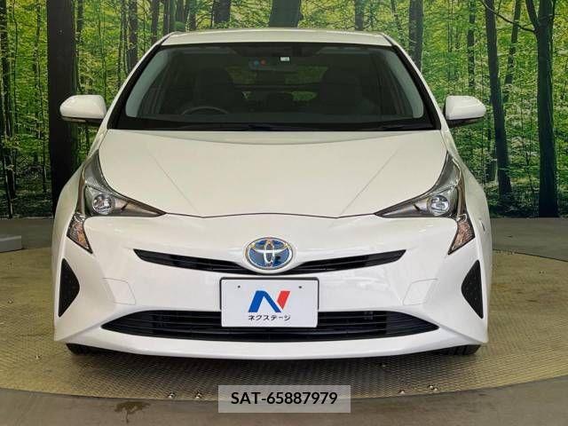 Toyota PRIUS 2016-04 322328-14