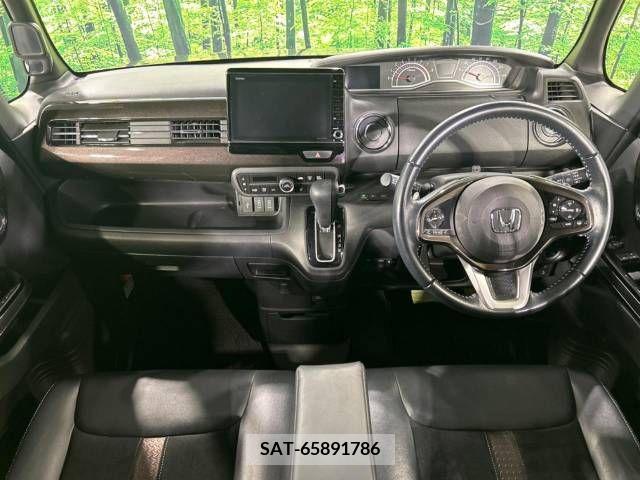 Honda N BOX 2018-10 374526-1