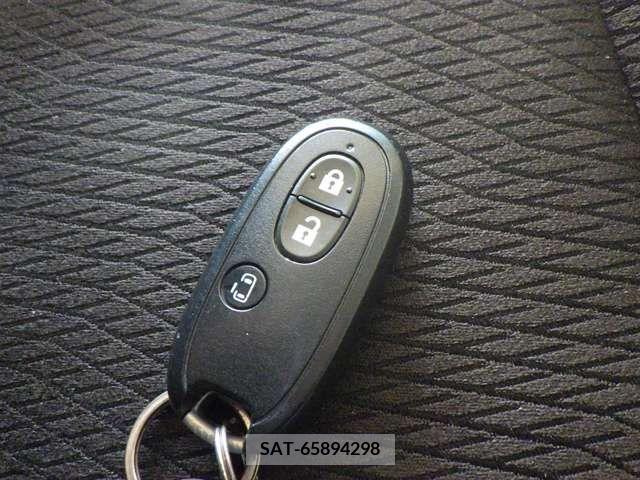 Nissan ROOX 2010-02 229509-2