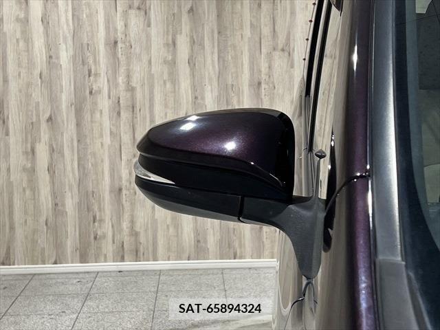 Toyota NOAH 2014-12 246353-13