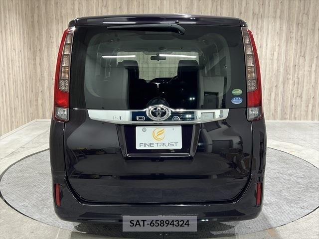 Toyota NOAH 2014-12 246353-5