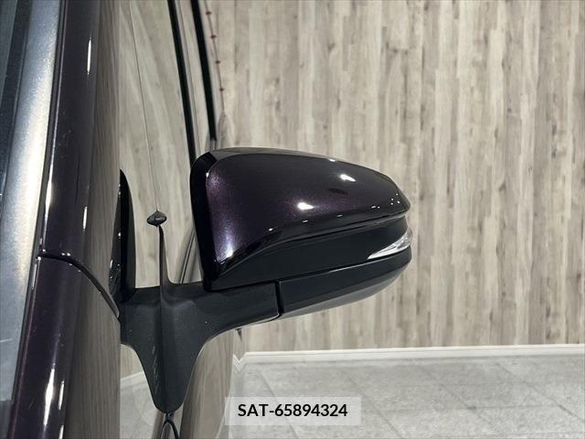 Toyota NOAH 2014-12 246353-12