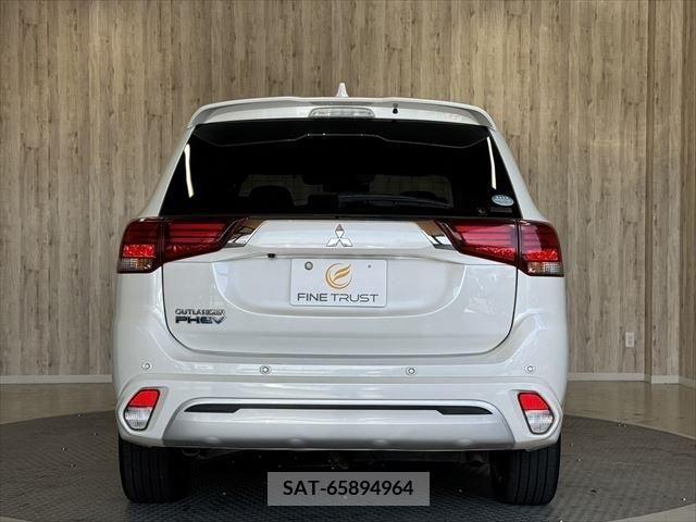 Mitsubishi OUTLANDER PHEV 2019-03 345887-18