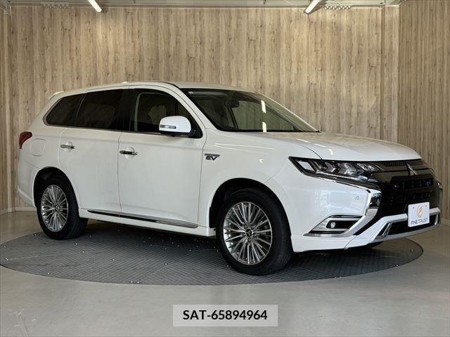 Mitsubishi OUTLANDER PHEV 2019-03 345887-16