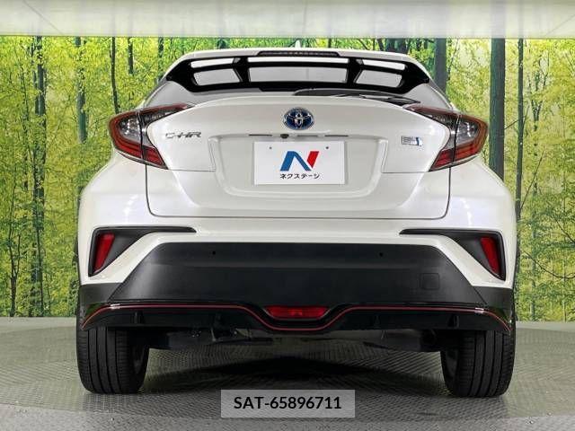 Toyota C-HR 2017-03 265020-15