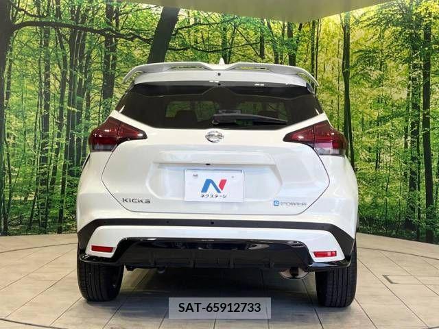 Nissan KICKS 2020-10 326005-15