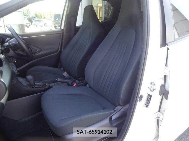 Toyota YARIS 2020-06 290841-9