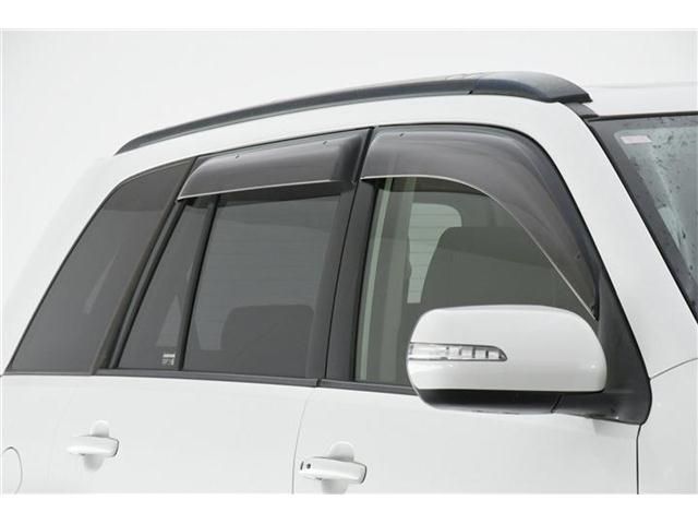 Suzuki ESCUDO 2014-10 17782-3