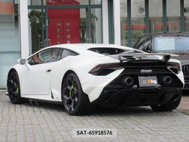 Lamborghini Huracan 2023-08 333702-10