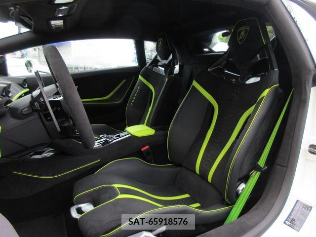 Lamborghini Huracan 2023-08 333702-15