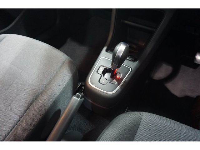 VolksWagen UP! 2014-03 1265-13