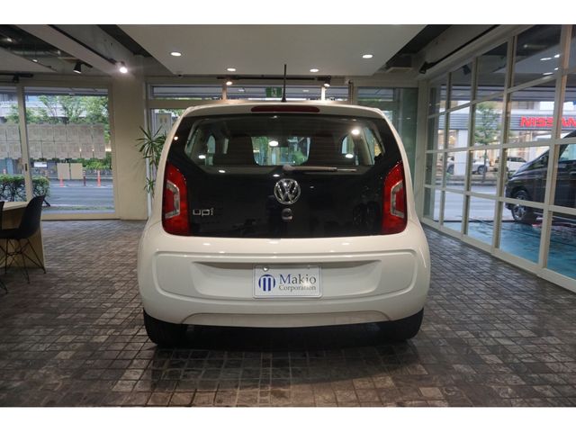 VolksWagen UP! 2014-03 1265-6