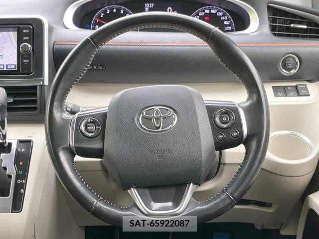Toyota SIENTA 2017-06 298377-11