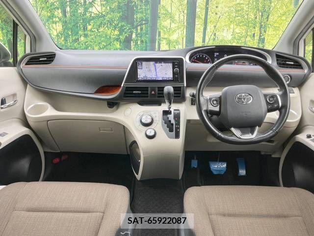 Toyota SIENTA 2017-06 298377-1