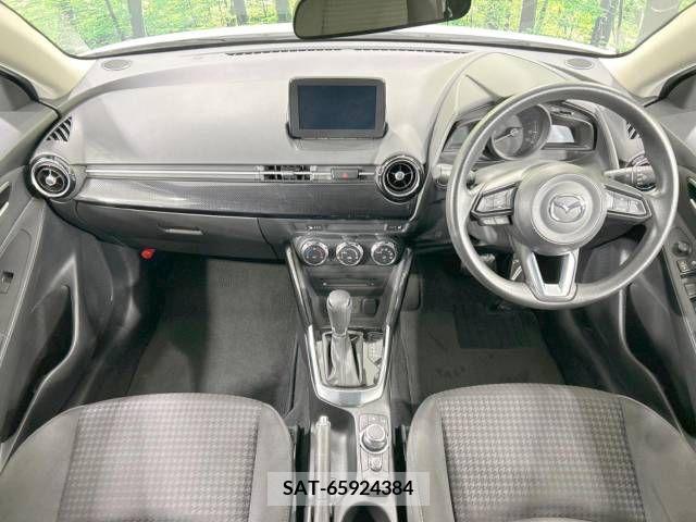 Mazda DEMIO 2017-03 242991-1