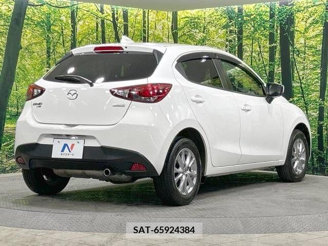 Mazda DEMIO 2017-03 242991-17