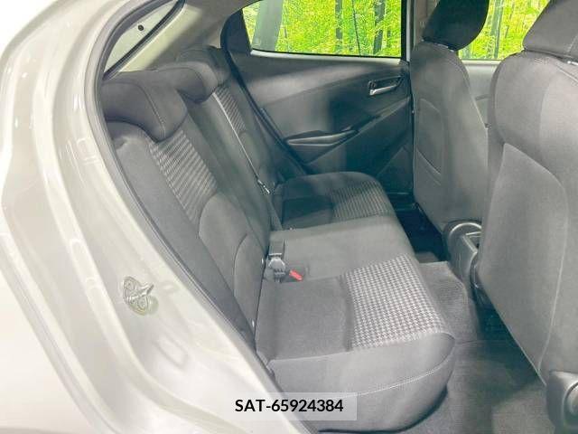 Mazda DEMIO 2017-03 242991-9