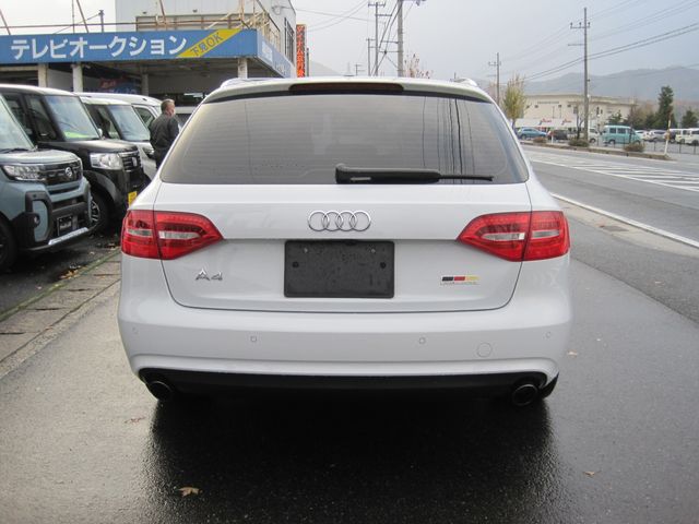 Audi A4 2014-11 191254-6