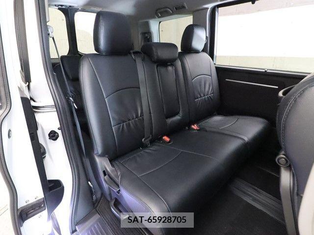Honda e 2017-07 231765-4