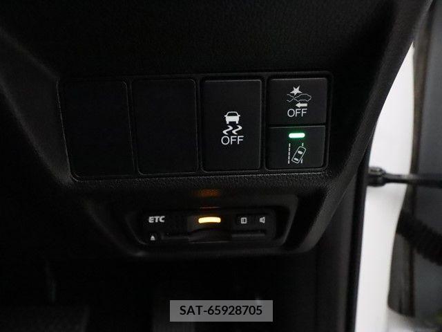 Honda e 2017-07 231765-12