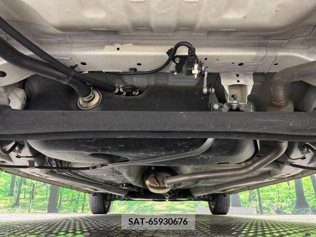 Suzuki SPACIA 2018-06 338547-19
