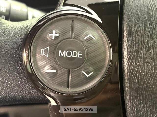 Toyota PRIUS 2014-04 251414-6