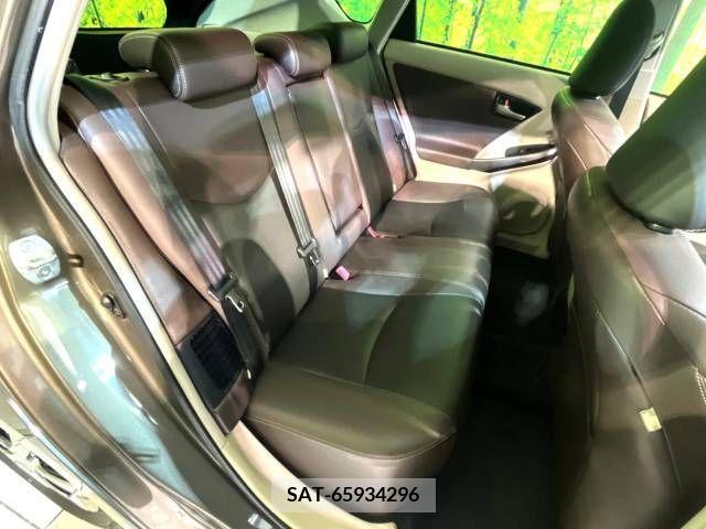 Toyota PRIUS 2014-04 251414-9