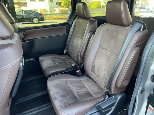Toyota ESQUIRE 2017-10 12497-17