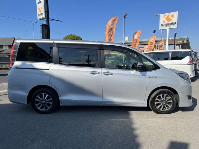 Toyota ESQUIRE 2017-10 12497-5