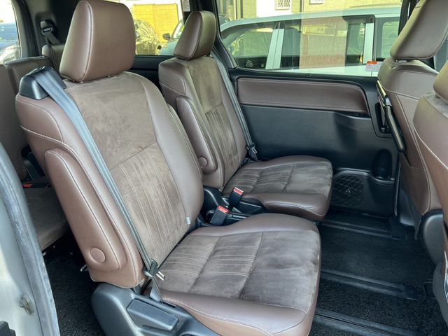 Toyota ESQUIRE 2017-10 12497-16