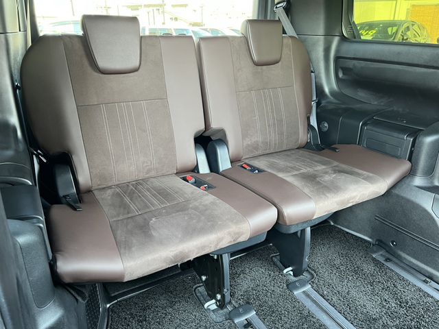 Toyota ESQUIRE 2017-10 12497-18